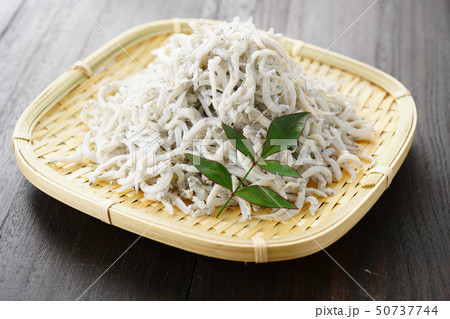 釜揚げしらす 釜揚げしらす 50737744
