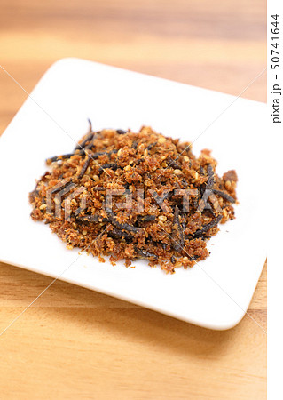 おいしいカツオ節とひじきのふりかけ 50741644