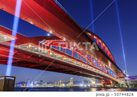 神戸の夜景・神戸大橋 神戸の夜景・神戸大橋 50744828