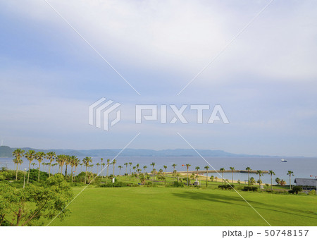 長崎県の千里ヶ浜の風景（長崎県平戸市） 50748157