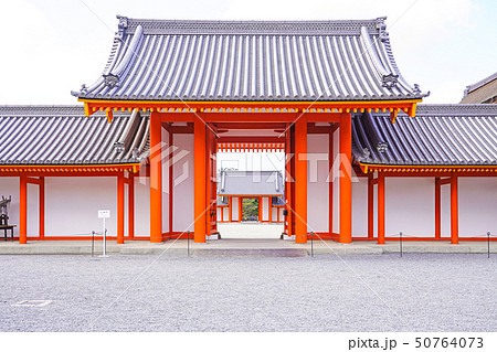 京都御所 (kyoto imperial palace) 日華門より月華門を望む 京都御所 (kyoto imperial palace) 日華門より月華門を望む 50764073