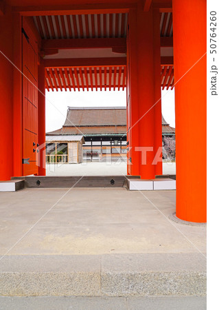 京都御所 (kyoto imperial palace) 承明門より紫宸殿を望む 50764260