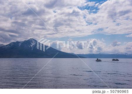 北海道 支笏湖 観光船 水中遊覧船の写真素材