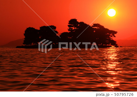 宍道湖の夕陽 50795726