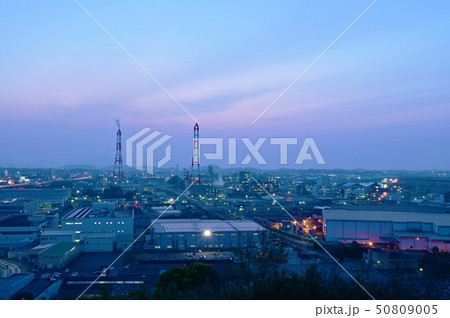 北九州工業地帯のプラント夜景【福岡県】 北九州工業地帯のプラント夜景【福岡県】 50809005