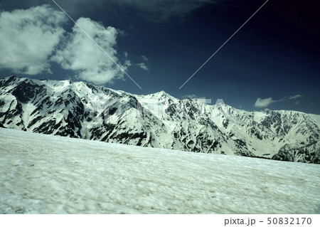 白馬三山。　撮影地：白馬、八方尾根 50832170
