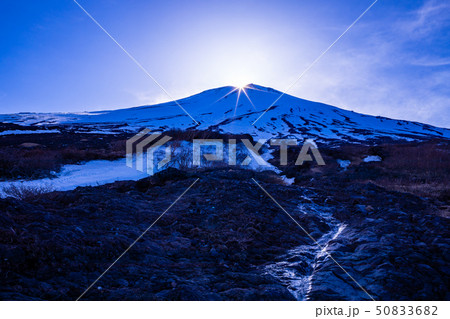 (静岡県)富士山 まぼろしの滝 ダイヤモンド富士 (静岡県)富士山 まぼろしの滝 ダイヤモンド富士 50833682