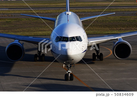 ヒコーキ 50834609