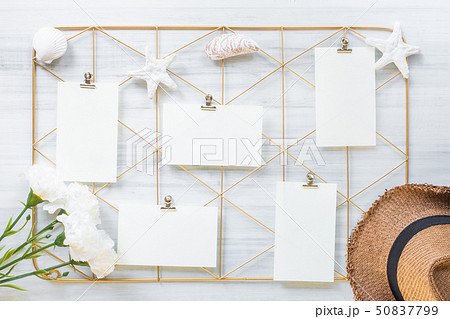 Top view set of note pad clip frame and summer hat 50837799