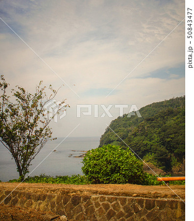 山陰本線の風景　鎧駅 50843477