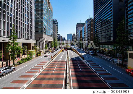 東京の幹線道路 昭和通り 宝町付近のアンダーパス 南方向 2019.05　a 50843903