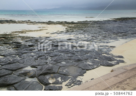 久米島町奥武島の畳石 久米島町奥武島の畳石 50844762