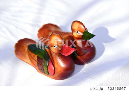 オシドリ 木彫り 韓国 50846867