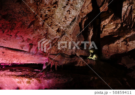 面不動鍾乳洞内部 50859411