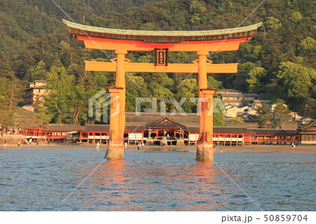 海からの厳島神社 50859704