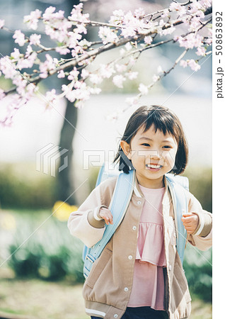 桜　春　小学生 50863892