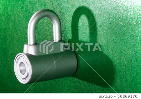 padlock 50869170
