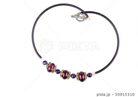Kolye-choker on a cord from quality black rubber  50915310