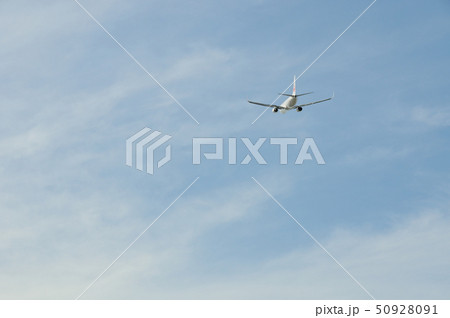 青空と雲と旅客機 青空と雲と旅客機 50928091