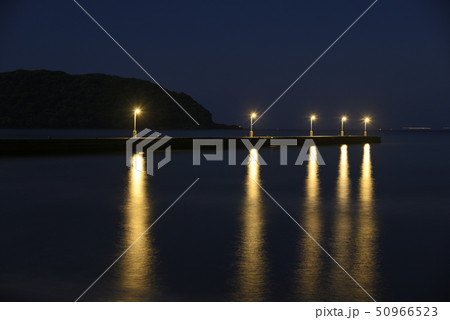深夜の原岡桟橋 【千葉県南房総市】 岡本桟橋 深夜の原岡桟橋 【千葉県南房総市】 岡本桟橋 50966523