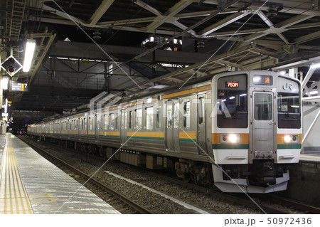 上越線高崎口の211系(6両編成) 上越線高崎口の211系(6両編成) 50972436