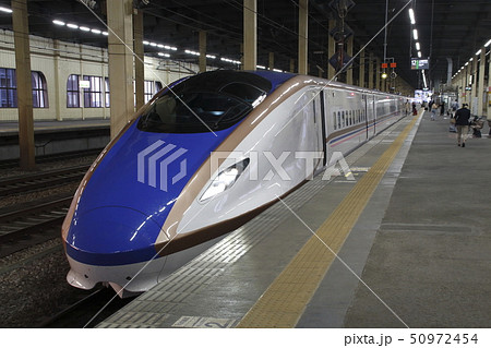 上越新幹線E7系（限定デザイン車） 50972454