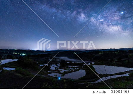 棚田と天の川　星峠　【新潟県】 51001463