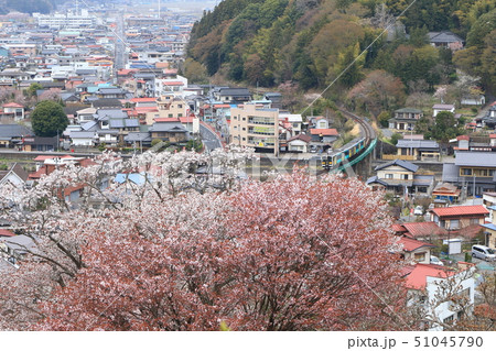 水郡線「桜散る頃の風呂山公園」俯瞰風景 水郡線「桜散る頃の風呂山公園」俯瞰風景 51045790