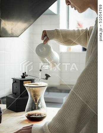 男性 ライフスタイル コーヒー 男性 ライフスタイル コーヒー 51054769