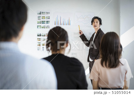 ビジネス　ミーティング 51055014