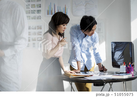 ビジネス ミーティング ビジネス ミーティング 51055075