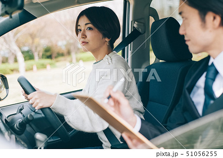 免許　車　教習所 51056255