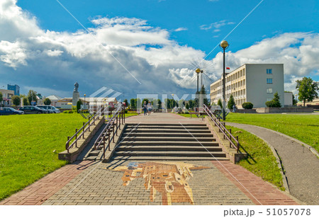 The path leading to the steps with a ramp against The path leading to the steps with a ramp against 51057078