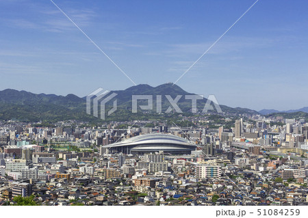 初夏の足立公園からの北九州市街地眺望 北九州市小倉北区 初夏の足立公園からの北九州市街地眺望 北九州市小倉北区 51084259