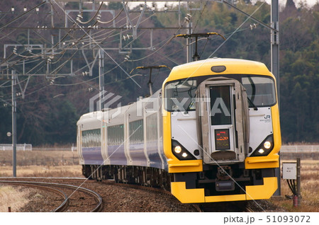 E257系500番台で運転する特急しおさい E257系500番台で運転する特急しおさい 51093072