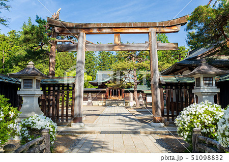 初夏の上杉神社　山形米沢 51098832