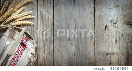 Vintage fork and knife and wheat 51100652