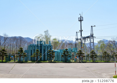 快晴の北海道森町濁川地区で北海道電力濁川地熱発電所の春の風景を撮影 快晴の北海道森町濁川地区で北海道電力濁川地熱発電所の春の風景を撮影 51208776
