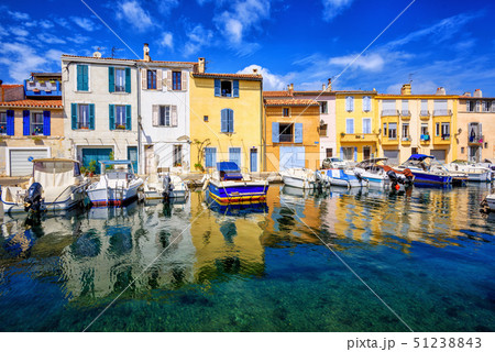 Colorful houses in Martigues Old Town, France Colorful houses in Martigues Old Town, France 51238843