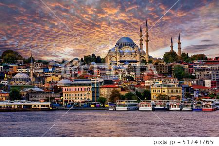 Istanbul city on dramatic sunset, Turkey Istanbul city on dramatic sunset, Turkey 51243765