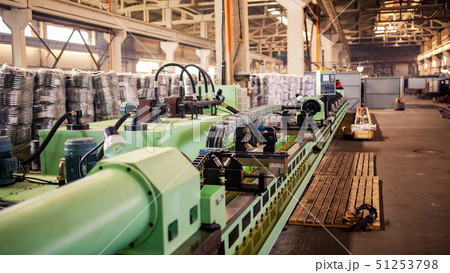 Production machine for metal pipe 51253798