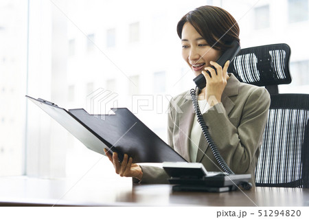 女性弁護士 女性弁護士 51294820