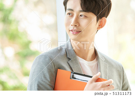 男性 ビジネス 男性 ビジネス 51311173