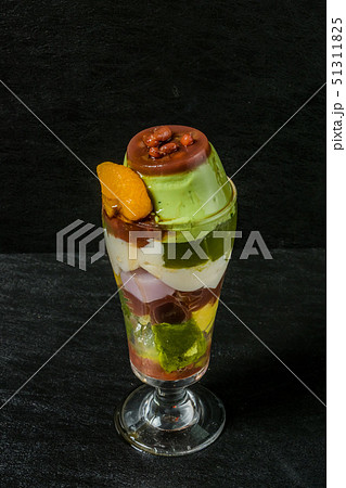 抹茶の和スイーツ traditional Japanese Sweet taste desert 抹茶の和スイーツ traditional Japanese Sweet taste desert 51311825