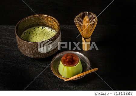 抹茶の和スイーツ　traditional Japanese Sweet taste desert 51311835
