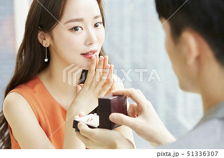 カップル プロポーズ カップル プロポーズ 51336307