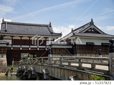 広島城表御門と平櫓と御門橋 51337823