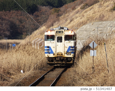 JR東日本 五能線 普通列車 キハ40 キハ48 ローカル線の写真素材