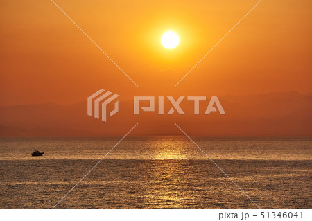伊豆半島 旅人岬からの夕日 伊豆半島 旅人岬からの夕日 51346041