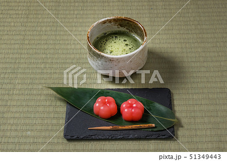 和菓子　日本　Japanese traditional sweets(wagashi) 51349443